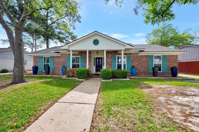 Primary Photo - 1710 San Sebastian Ln