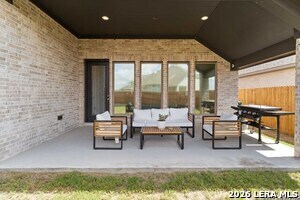 Building Photo - 149 Red Oak