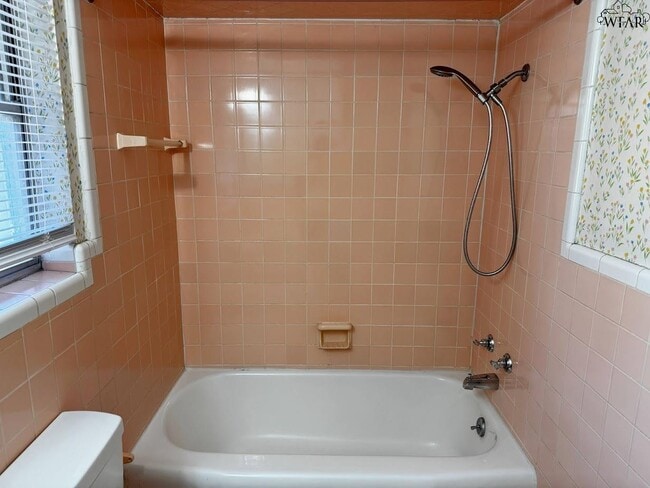 Building Photo - 4522 Westward Dr