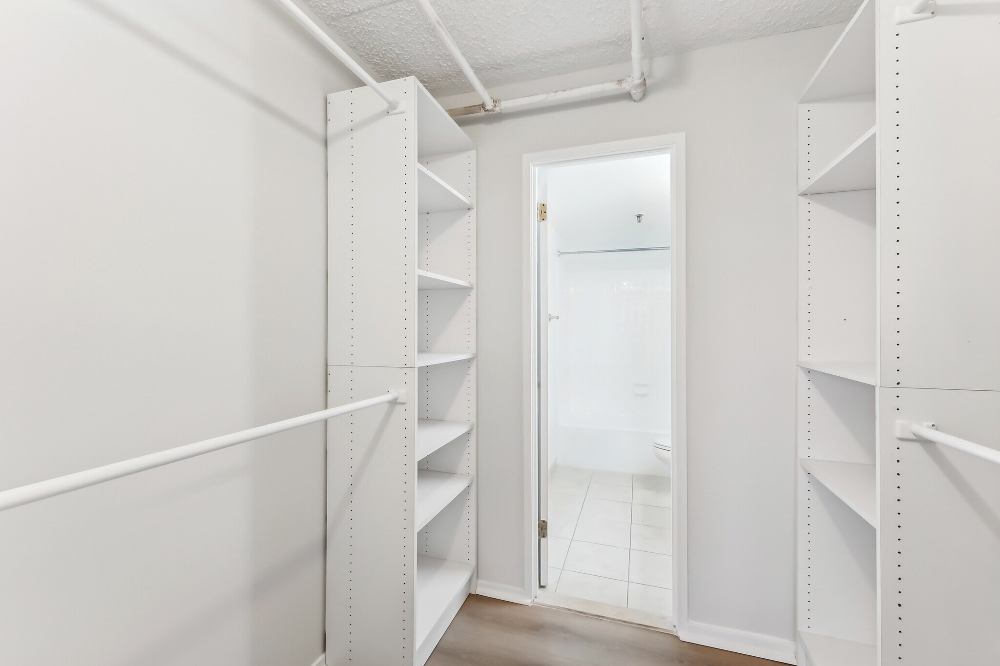 Building Photo - 5911 Edsall Rd