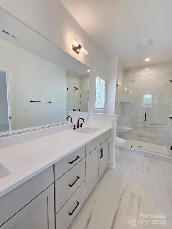 Building Photo - 511 Bowman Rd