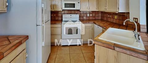 Building Photo - 1606 W Calle Del Ducado