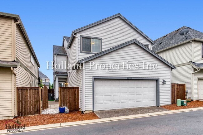 Building Photo - 28733 SW Finland Ave