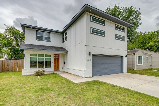 Building Photo - 3817 Winfield Ave