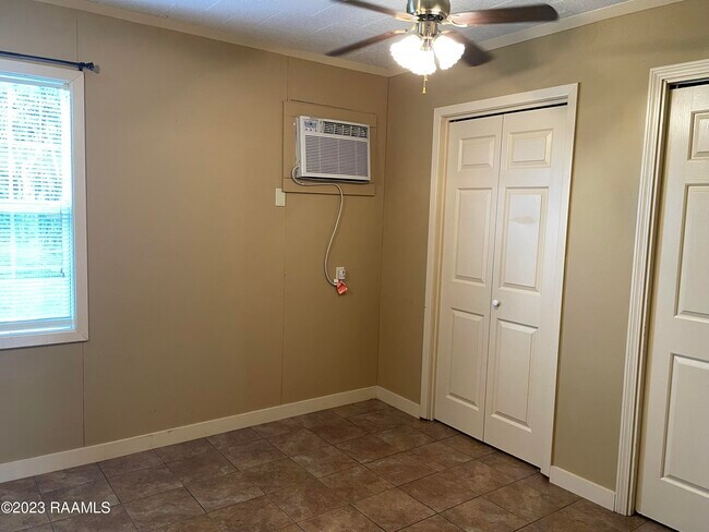 Building Photo - 6332 Roberts Cove Rd