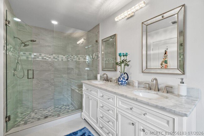 Building Photo - 7916 Coral Pointe Dr