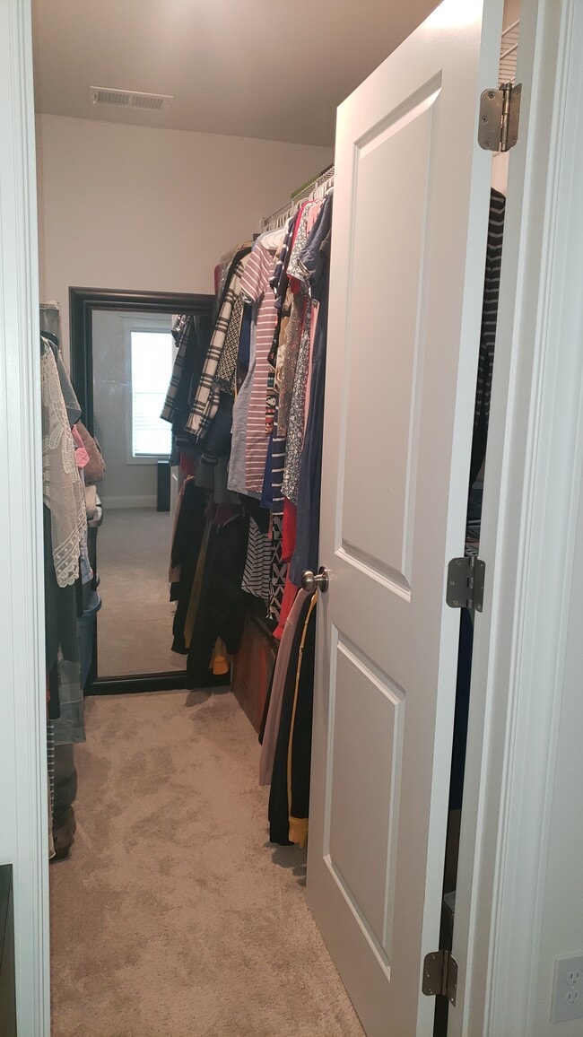 Building Photo - 413 Marietta Ln