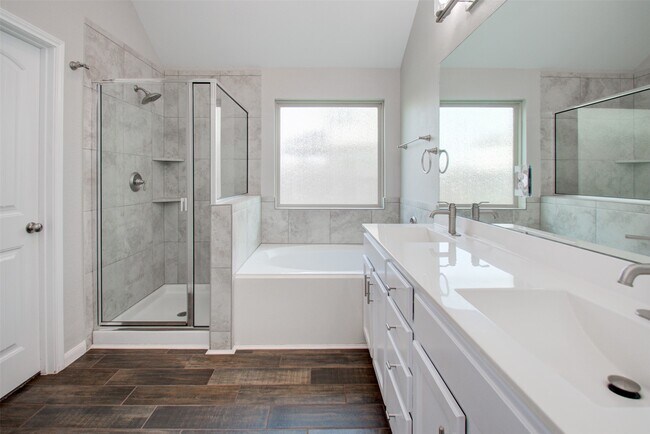 Building Photo - 9547 Summer River Dr