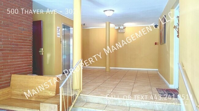 Building Photo - 500 Thayer Ave