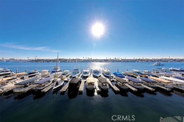 Building Photo - 2636 Bayshore Dr