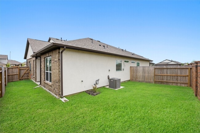 Building Photo - 2710 Bronze Vis Dr
