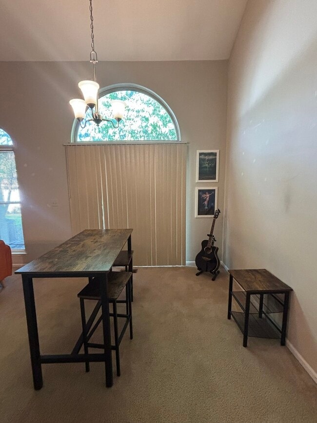 Building Photo - 781 N Shady Oaks Dr