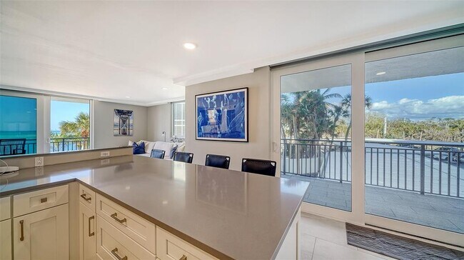 Building Photo - 4822 Ocean Blvd