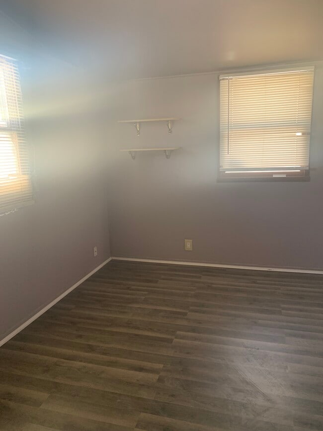 Building Photo - 206 Home Dr