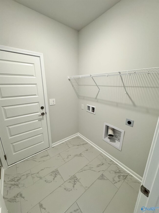 Building Photo - 28559 Halford Dr