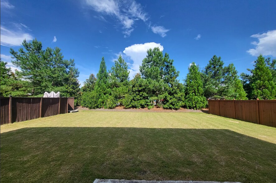 Building Photo - 79 Meadowlark Way