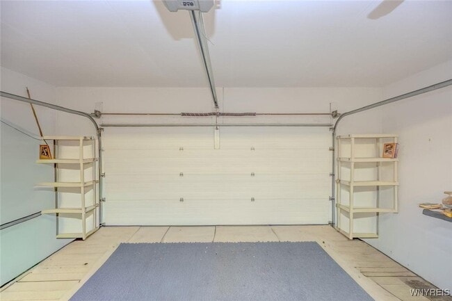 Building Photo - 6784 Bear Ridge Rd