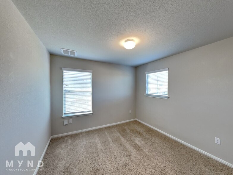 Building Photo - 11125 Pack Wagon Trail