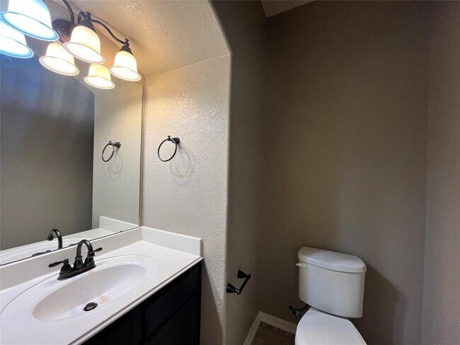 Building Photo - 15103 Signal Ridge Way