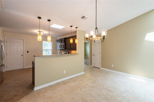Building Photo - 3100 Pebble Creek Ln