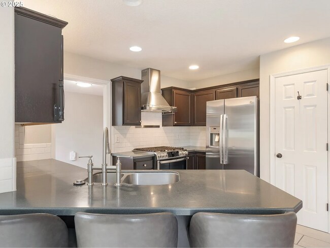 Building Photo - 42019 NW Oak Way
