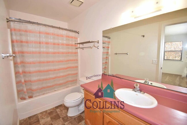 Building Photo - Comfortable 2-Bedroom Home in Lake Wildwood