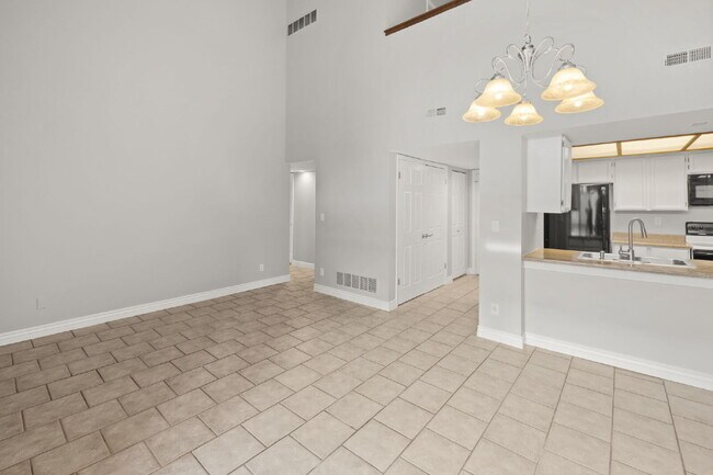 Building Photo - Rockrimmon Condo with Loft, Fireplace & Patio + Pool & Hot Tub