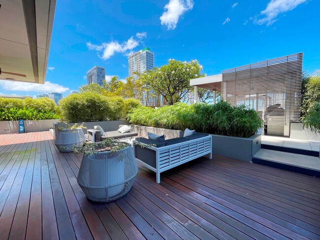 Building Photo - Symphony Honolulu - 2 Bedroom, 2 Bathroom,...