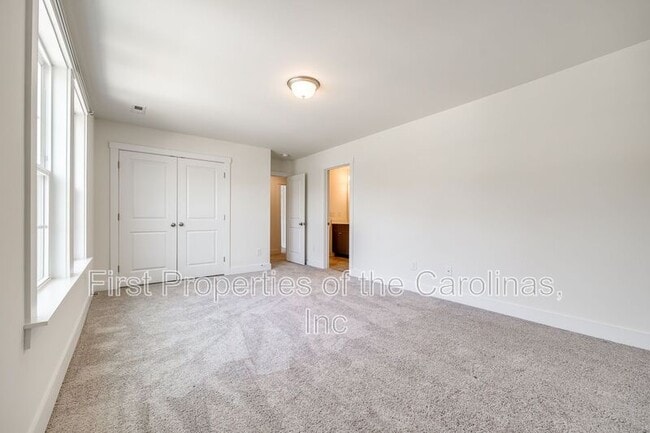 Building Photo - 1540 Striped Bass Ln