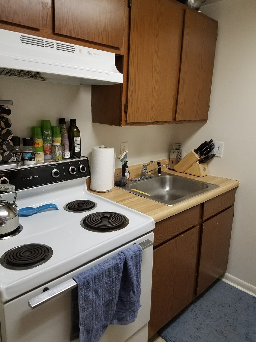 kitchen - 318 East Patrick Street