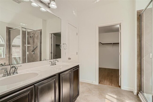 Building Photo - 1909 Ripple Creek Ct