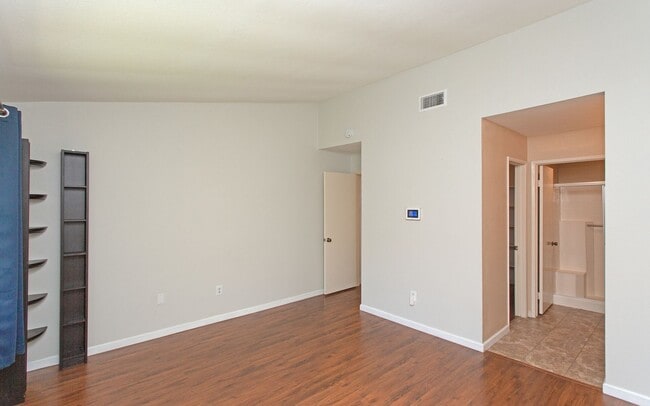 Building Photo - The Villas of Calavera Hills upstairs 2 Bd...