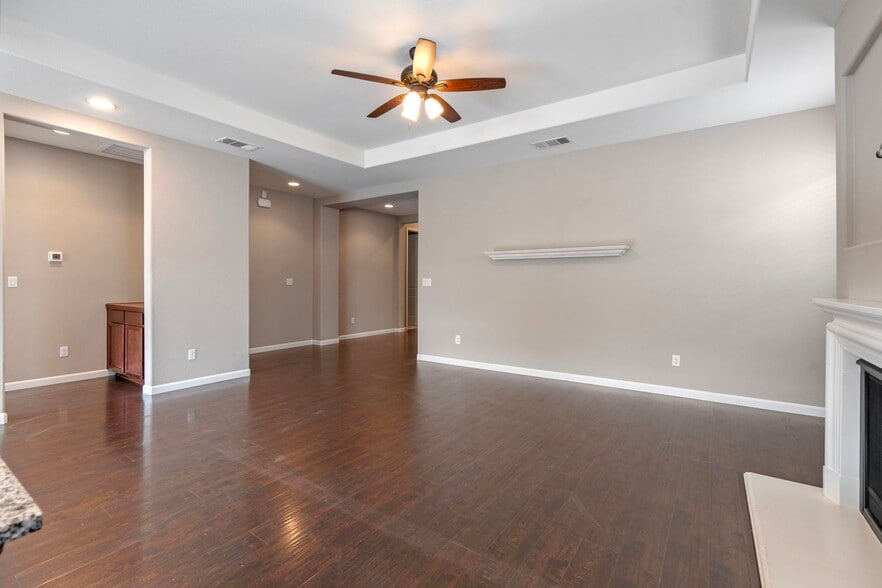 Great Room Entrance - 6527 Angels Orchard Dr