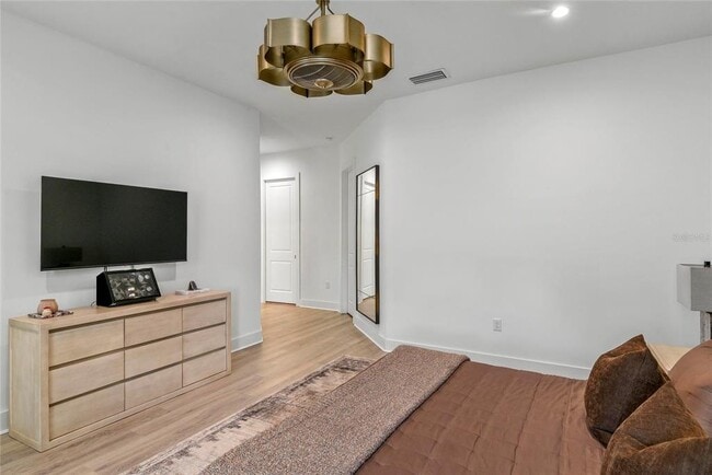 Building Photo - 503 W Canton Ave