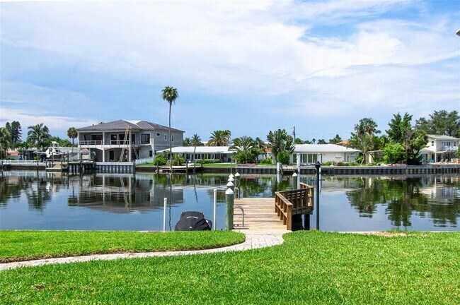 Building Photo - 6454 2nd Palm Point
