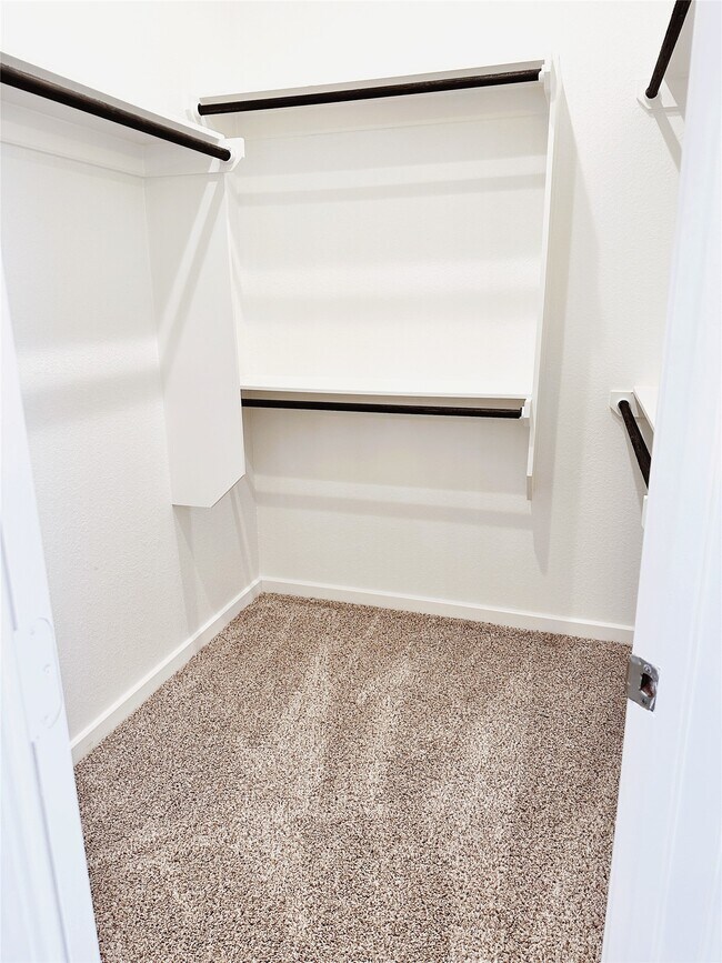 Building Photo - 967 Malibu Shr Ln