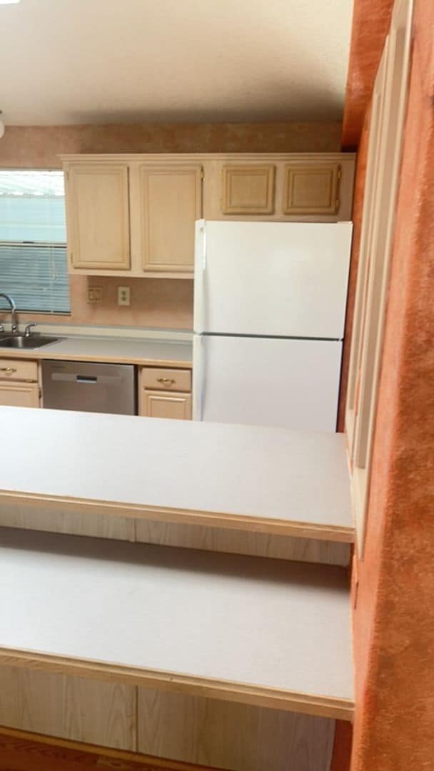 Building Photo - Beautiful 2 Bedroom 2 Bathroom home in Mescal Az. Large front porch and attached carport