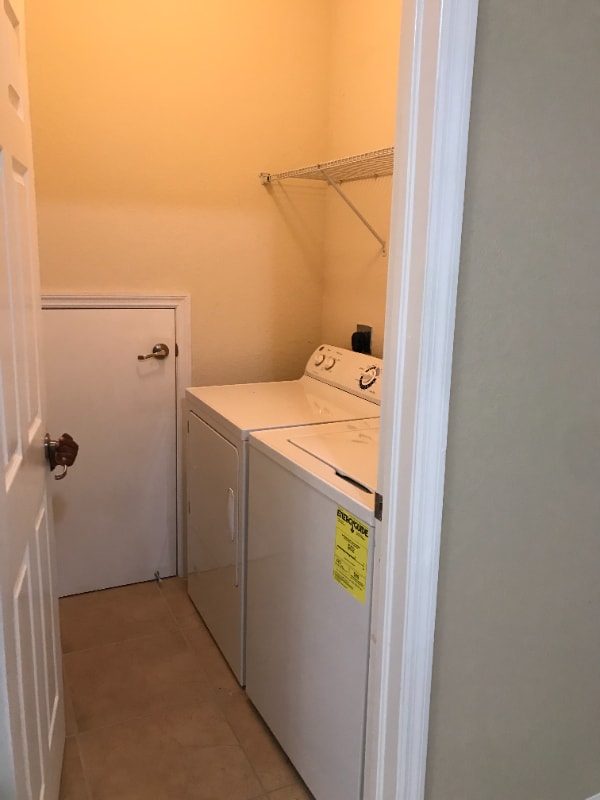 Building Photo - 3236 NW 31st Terrace