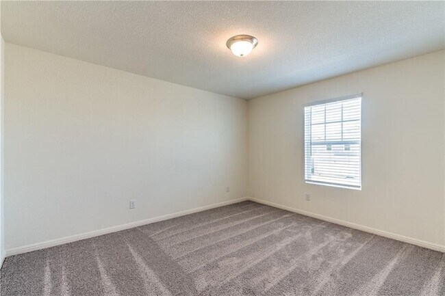 Building Photo - 19507 Cloudy Bay Dr