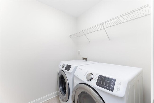 Building Photo - 1394 Doublegate Dr