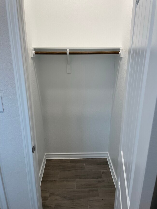 Entry Closet - 878 Pepperbark Loop