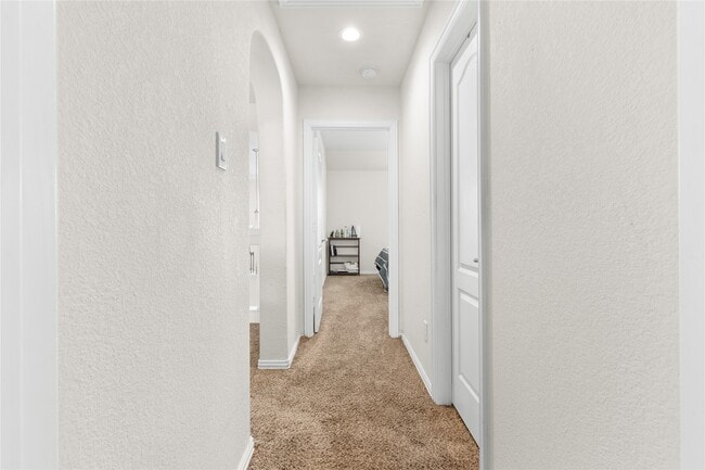 Building Photo - 2314 Red Slate Dr