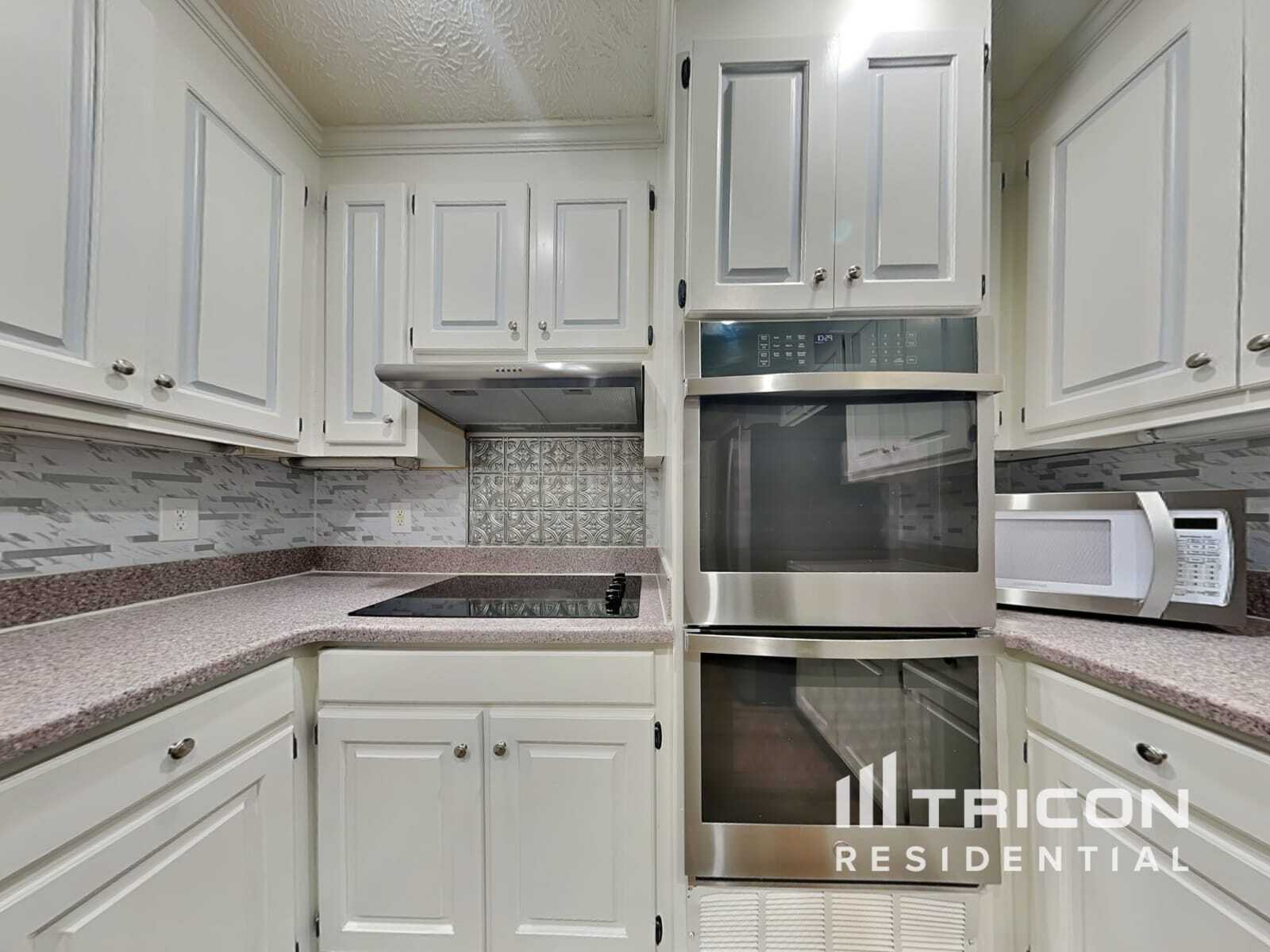 Building Photo - 1770 River Bluff Rd