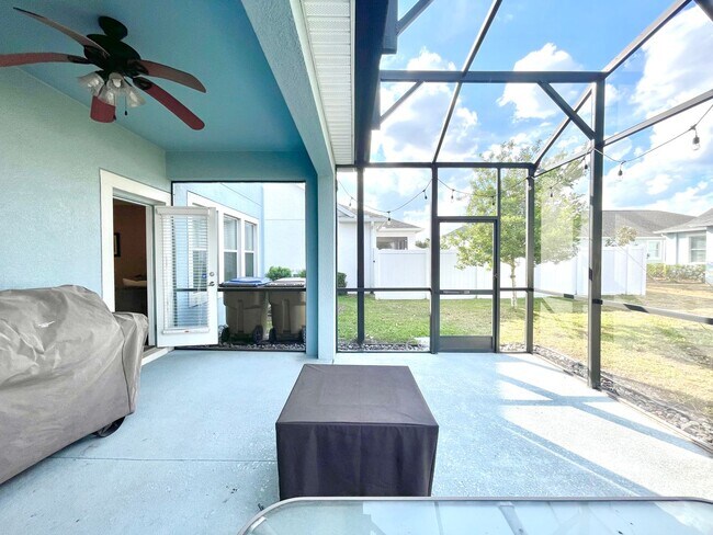 Building Photo - Available Move In 06/01! - Beautiful 3 Bed...