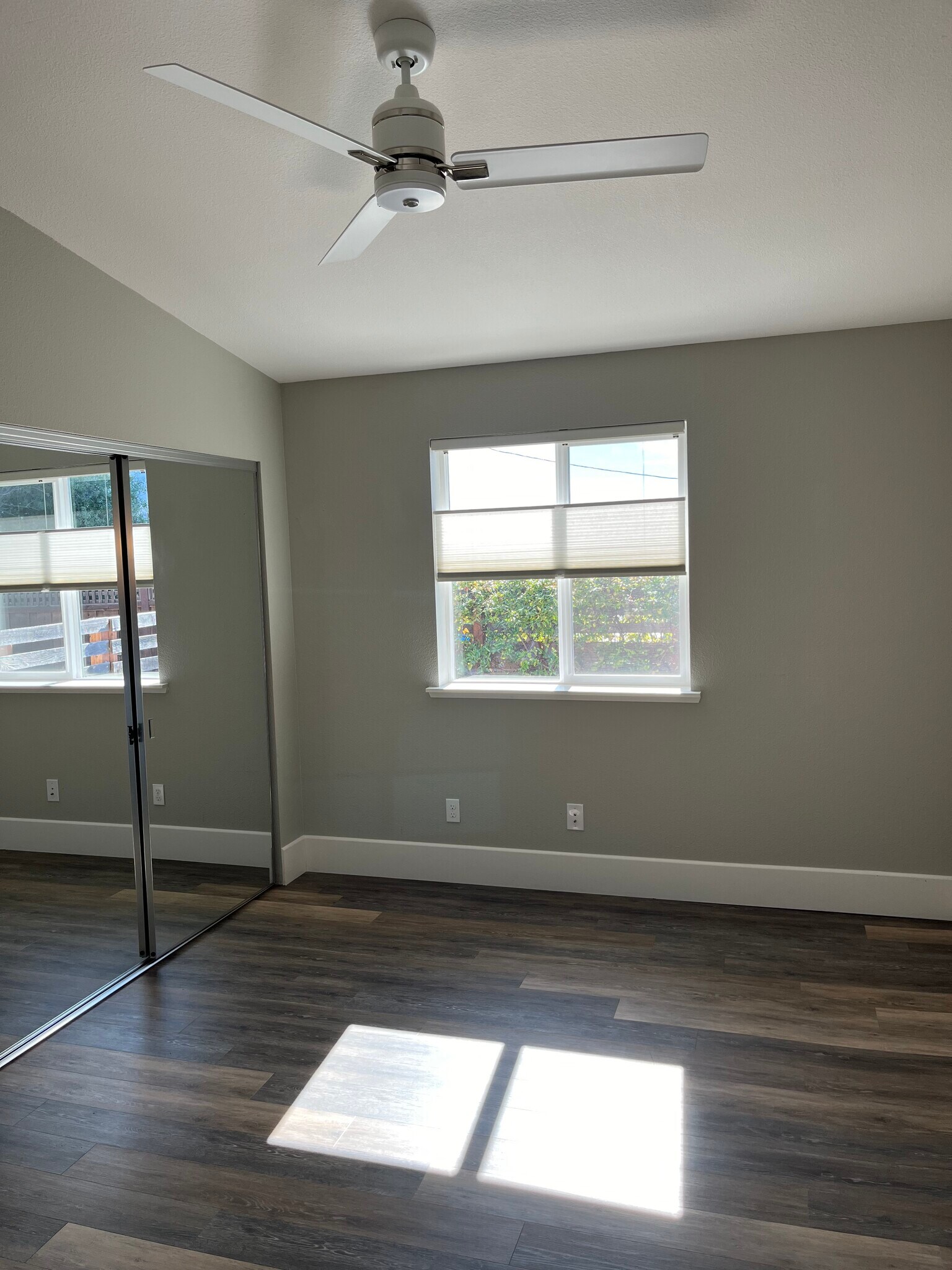 Building Photo - 4833A Proctor Rd