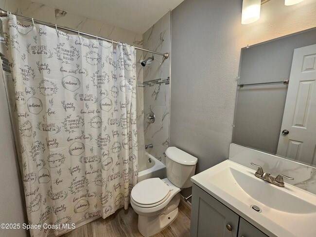 Building Photo - 2465 Mercury Dr