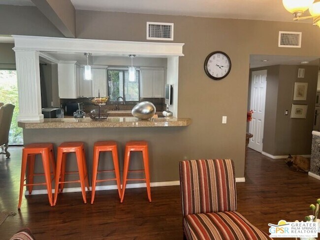 Building Photo - 587 N Saturmino Dr