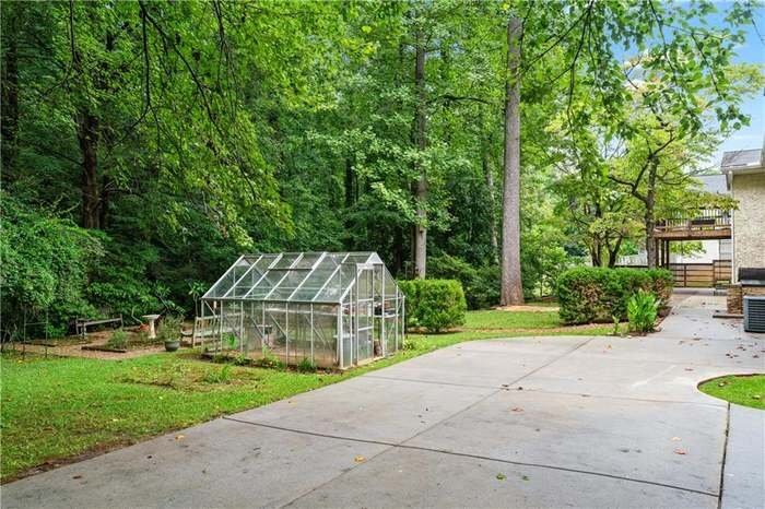 Building Photo - 2760 Caraway Dr