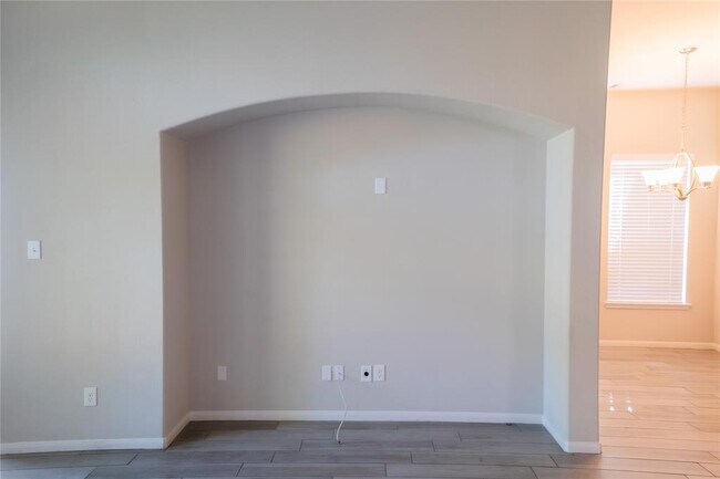 Building Photo - 918 Marigold Park Pl