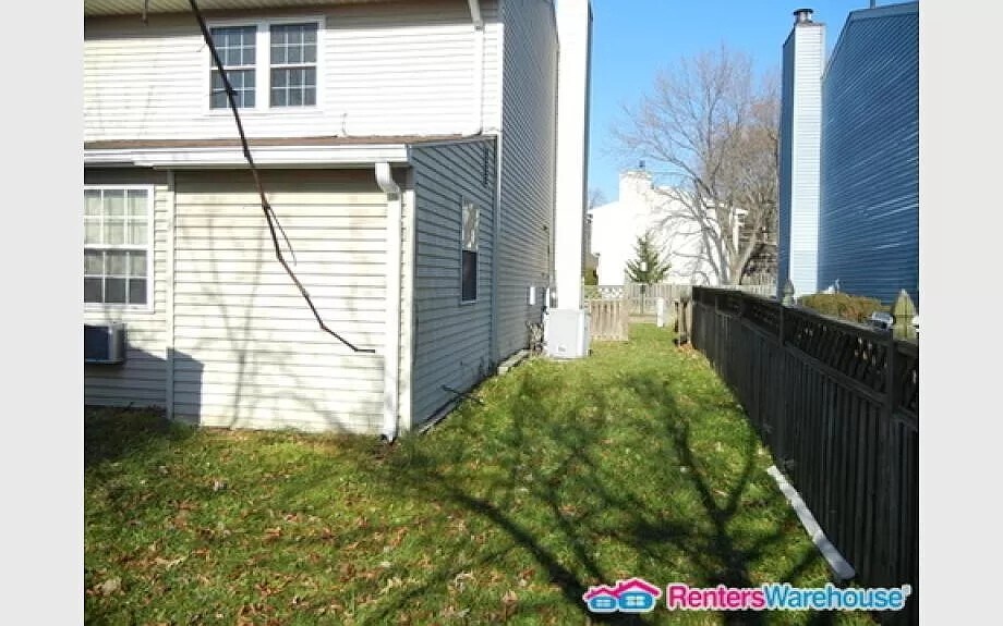 Building Photo - 7723 Haines Ct